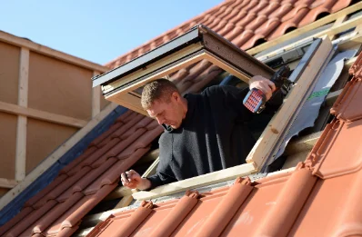 Pose de fenêtres de toit Velux à Santec
